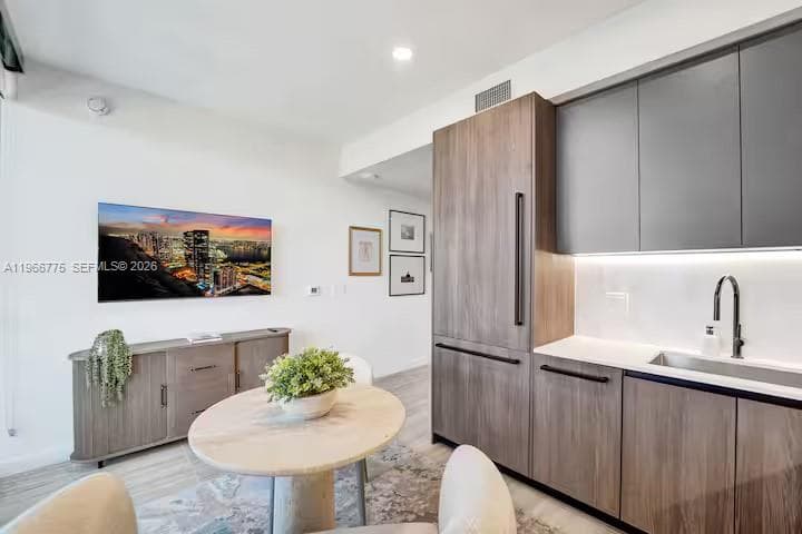 580 72nd St # 705, Miami Beach FL 33141 photo 4