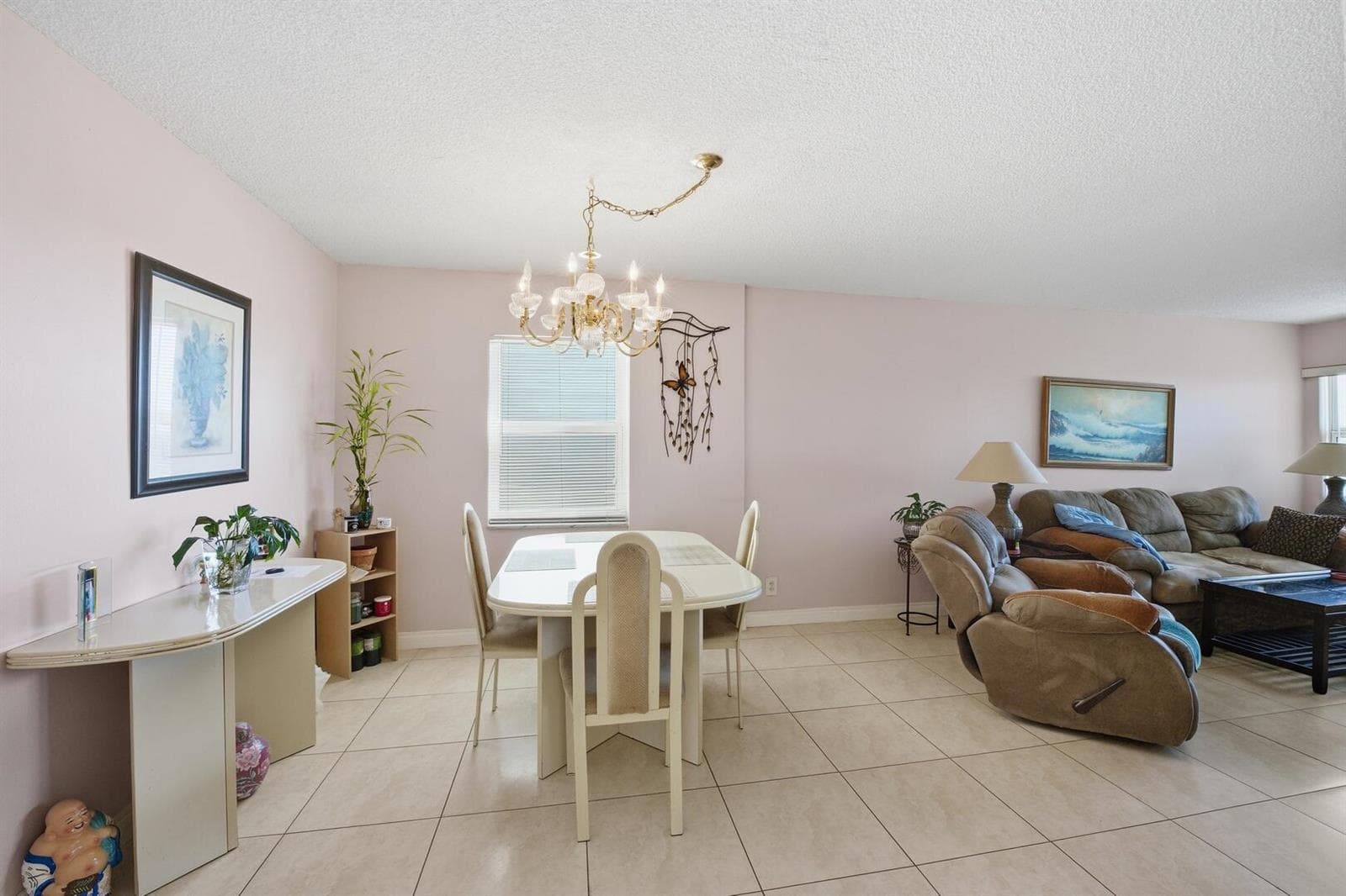 401 Golden Isles Drive # 1009, Hallandale Beach FL 33009 photo 4