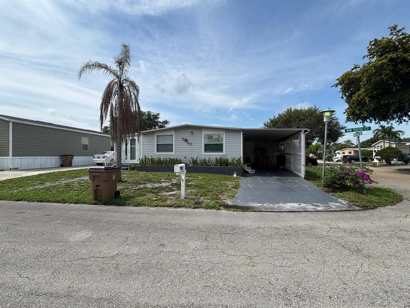 402 NW Nw 50th Court NW, Deerfield Beach FL 33064 photo 3