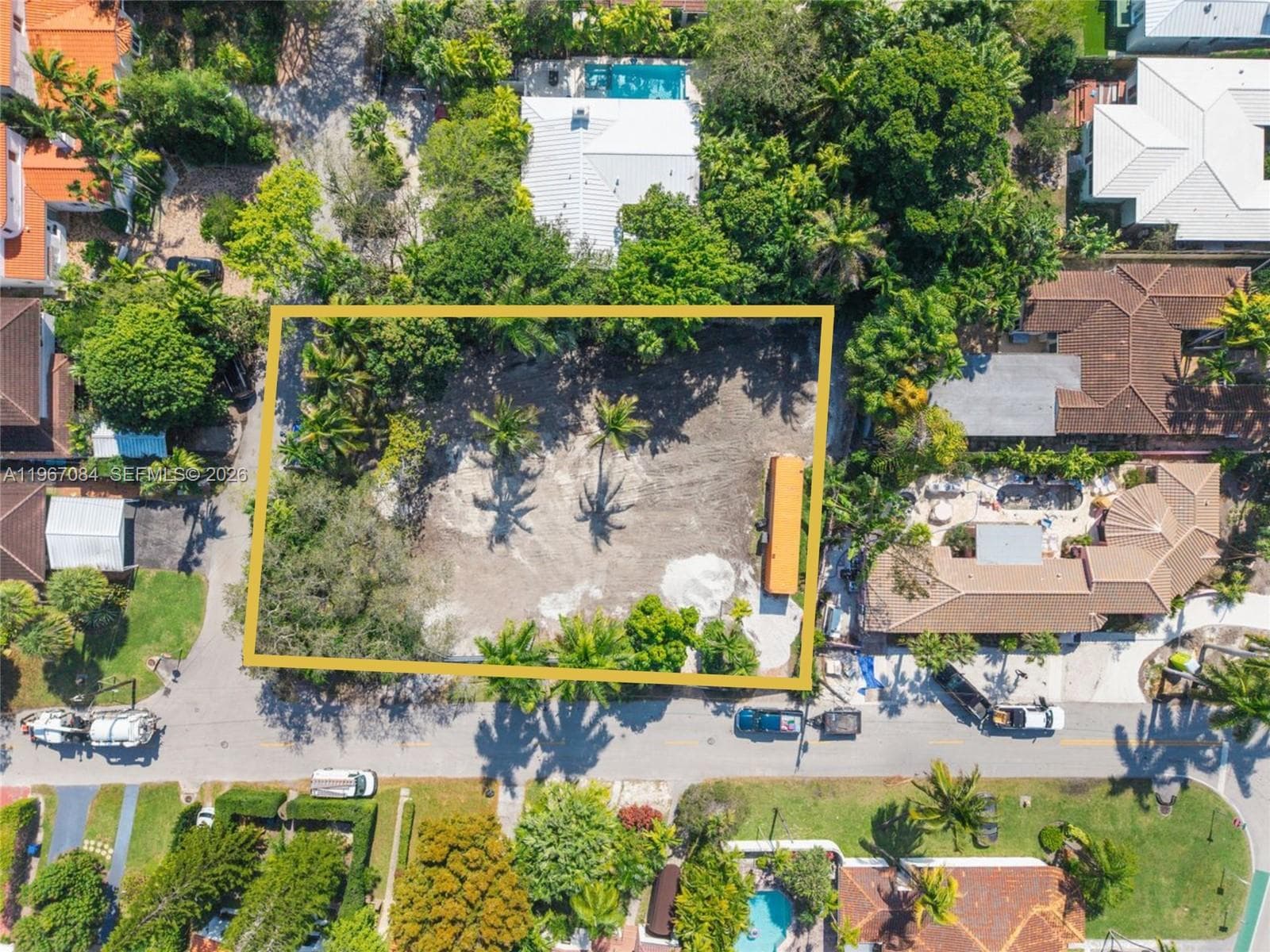 2880 Fairgreen Dr, Miami Beach FL 33140 photo 5