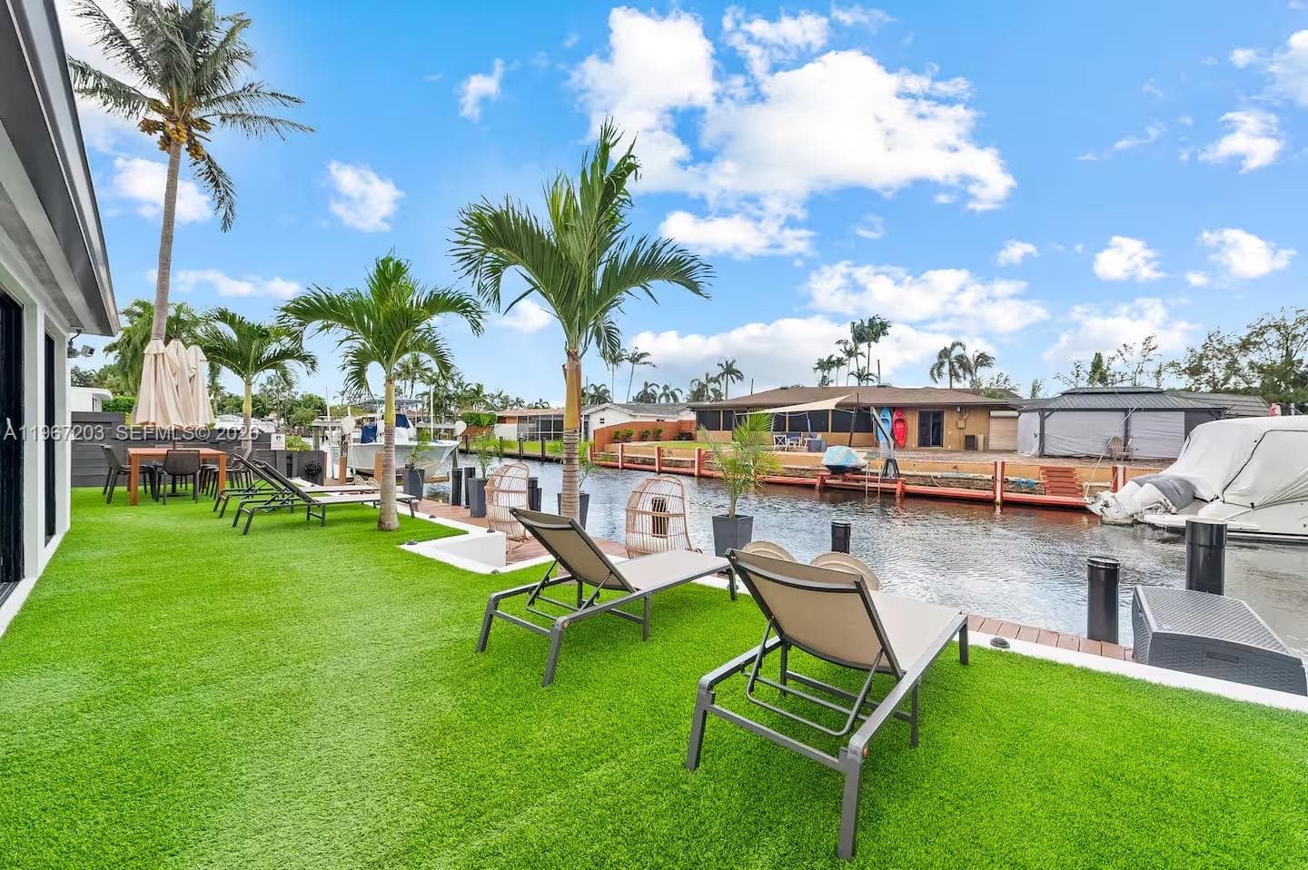 1469 NW 10th St, Dania Beach FL 33004