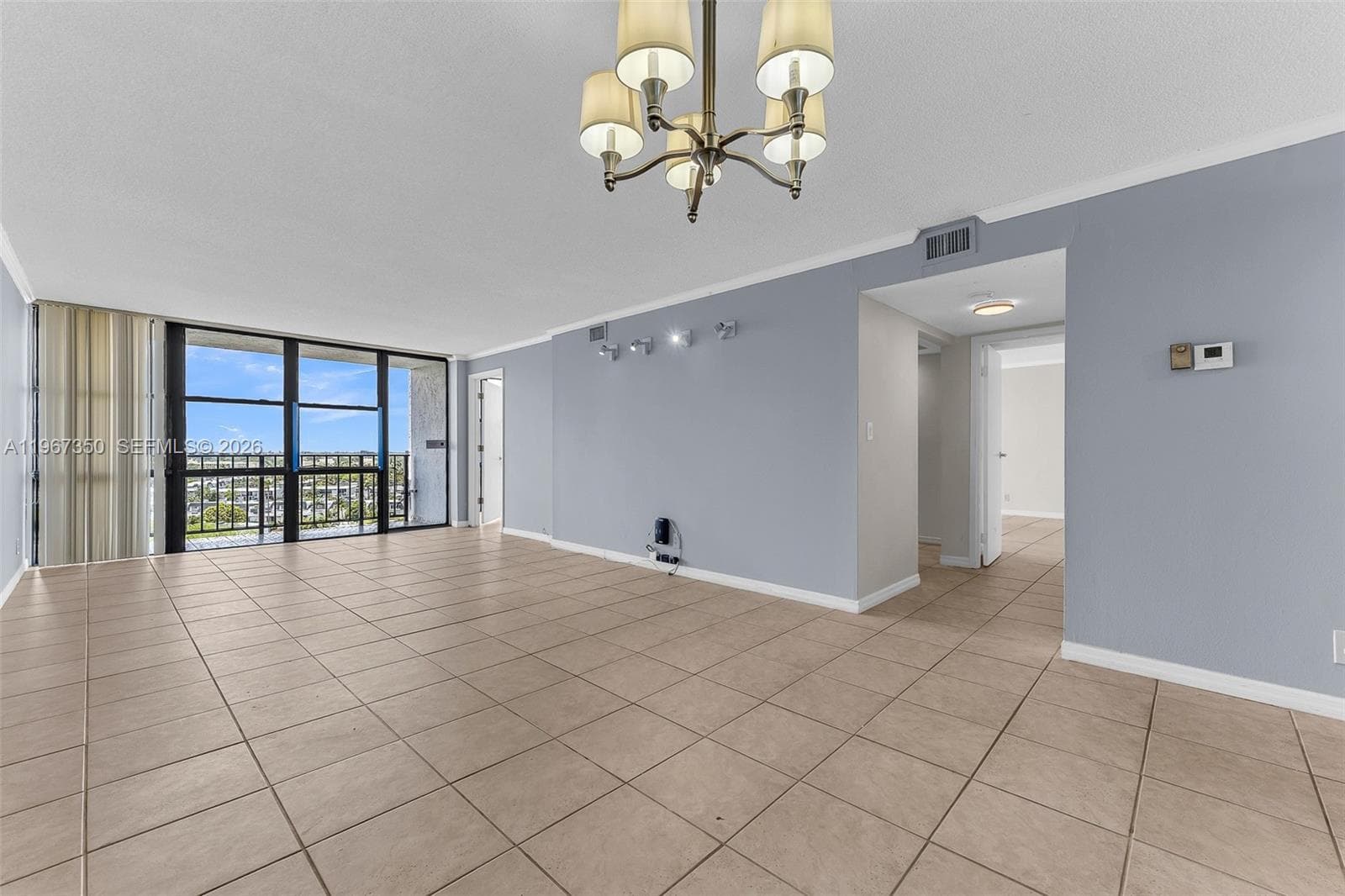 800 Parkview Dr # 1007, Hallandale Beach FL 33009 photo 3