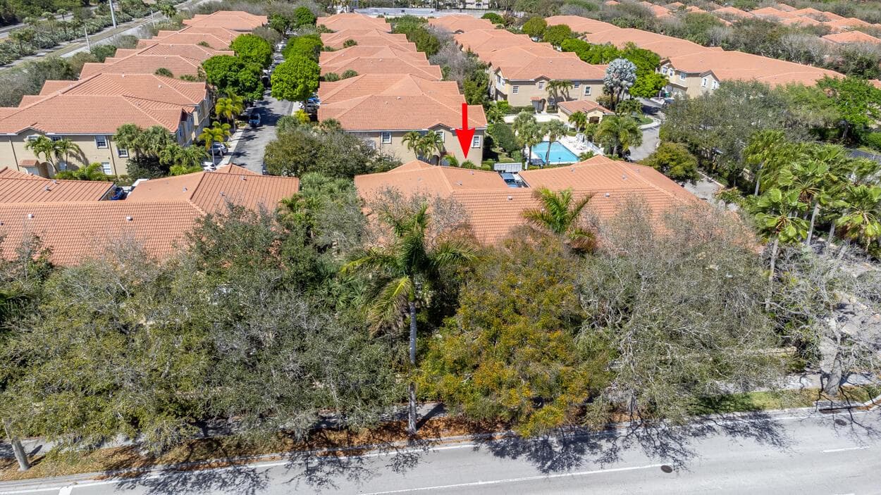 110 Lighthouse Circle # H, Tequesta FL 33469 photo 2