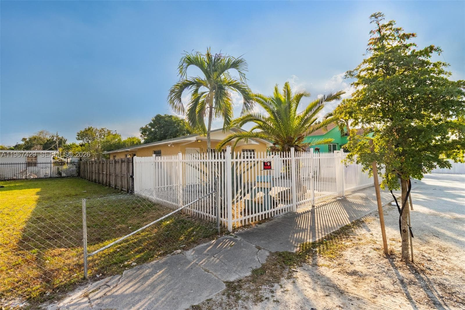 1518 NW 65th St, Miami, FL 33147 photo 4
