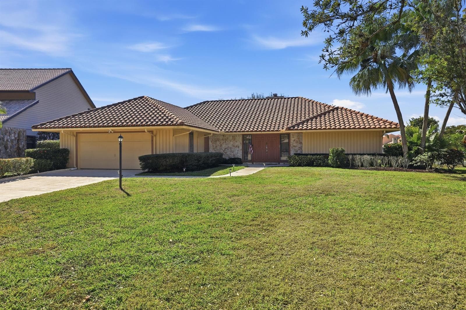 3 Old Fence Road, Palm Beach Gardens FL 33418