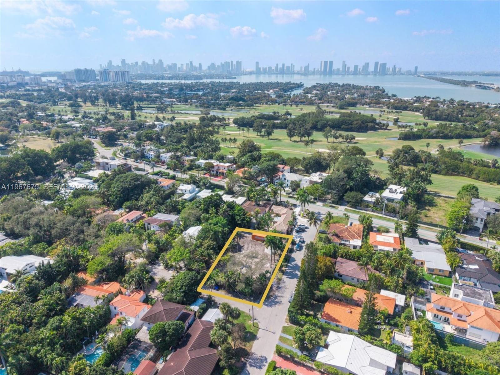 2880 Fairgreen Dr, Miami Beach FL 33140 photo 4