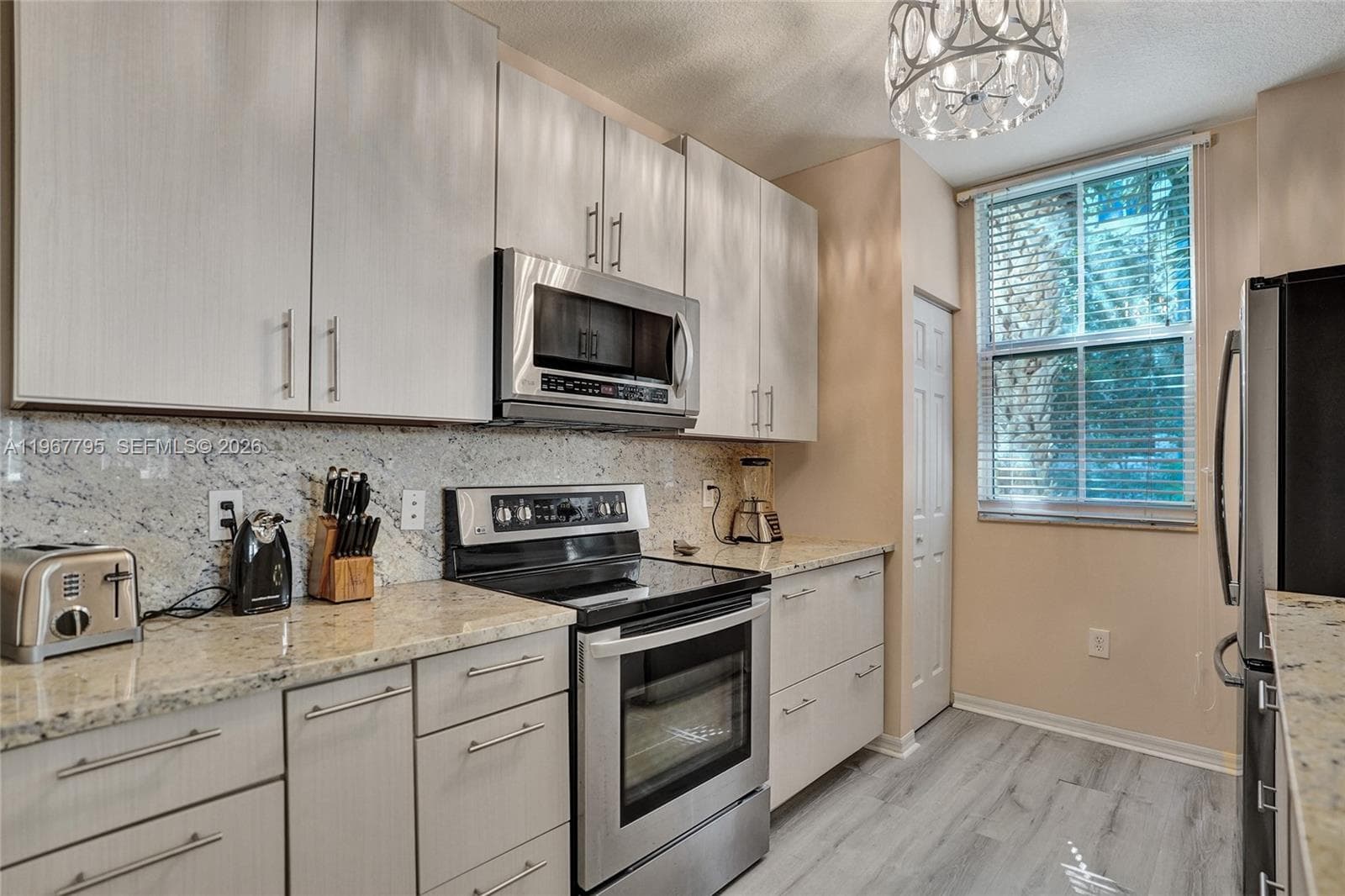 2421 NE 65th St # 202, Fort Lauderdale FL 33308 photo 3