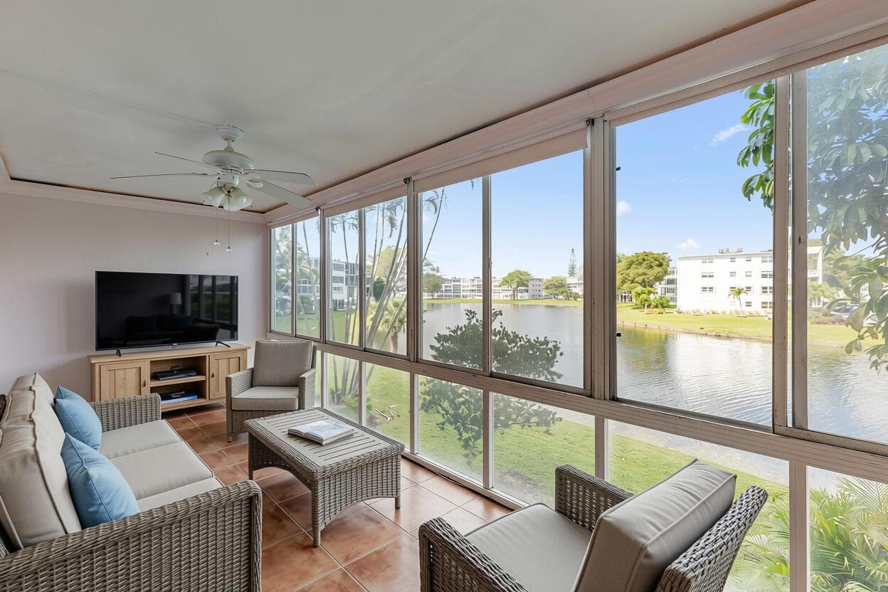 2122 Cambridge F # 2122, Deerfield Beach FL 33442 photo 2