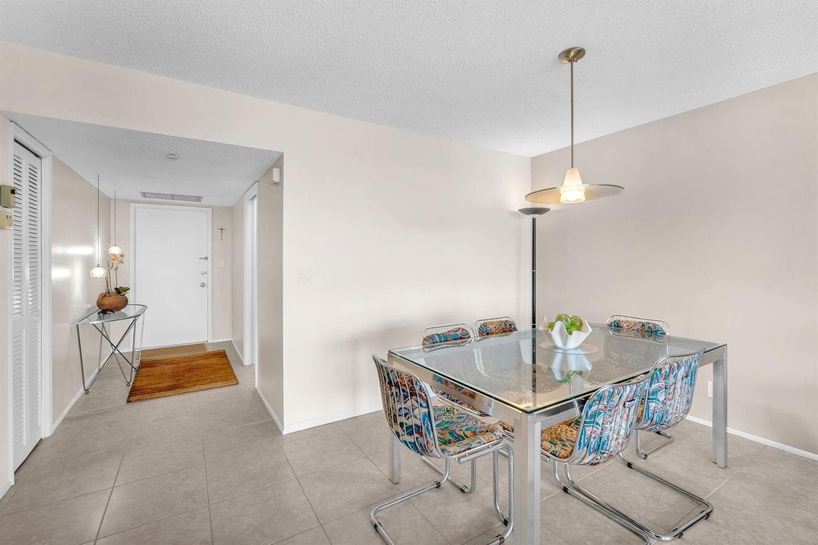 605 Oaks Drive # 907, Pompano Beach FL 33069 photo 4