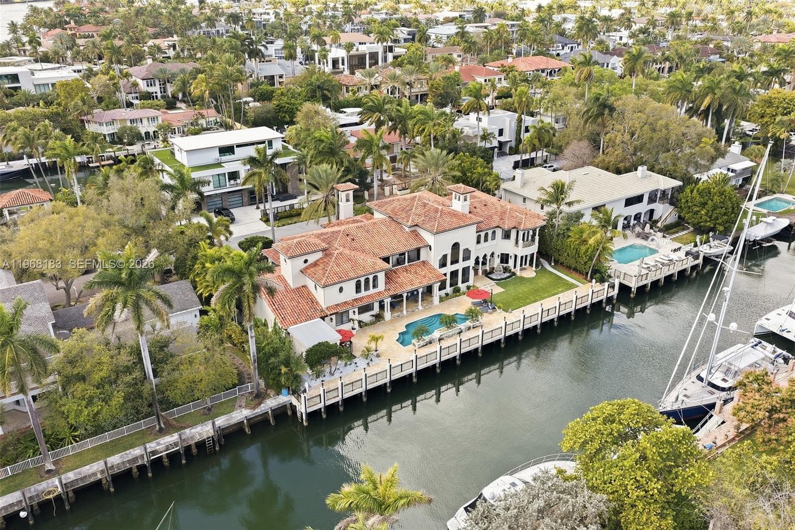 628 Coral Way, Fort Lauderdale FL 33301 photo 3