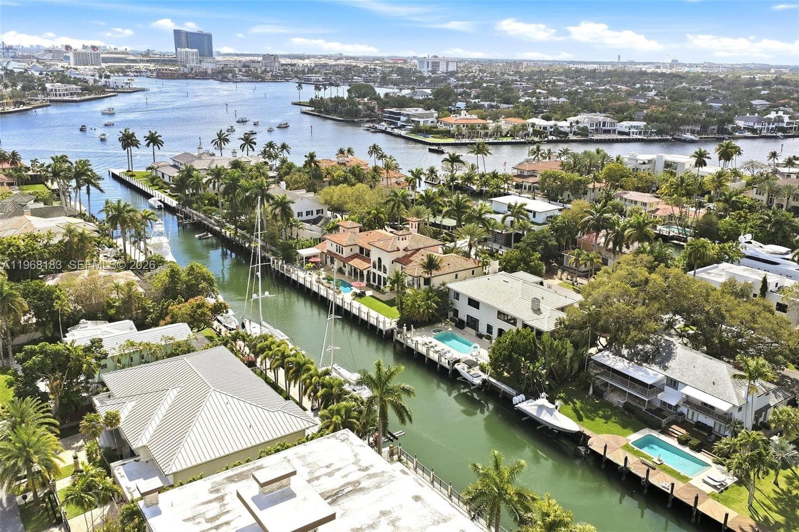 628 Coral Way, Fort Lauderdale FL 33301 photo 4
