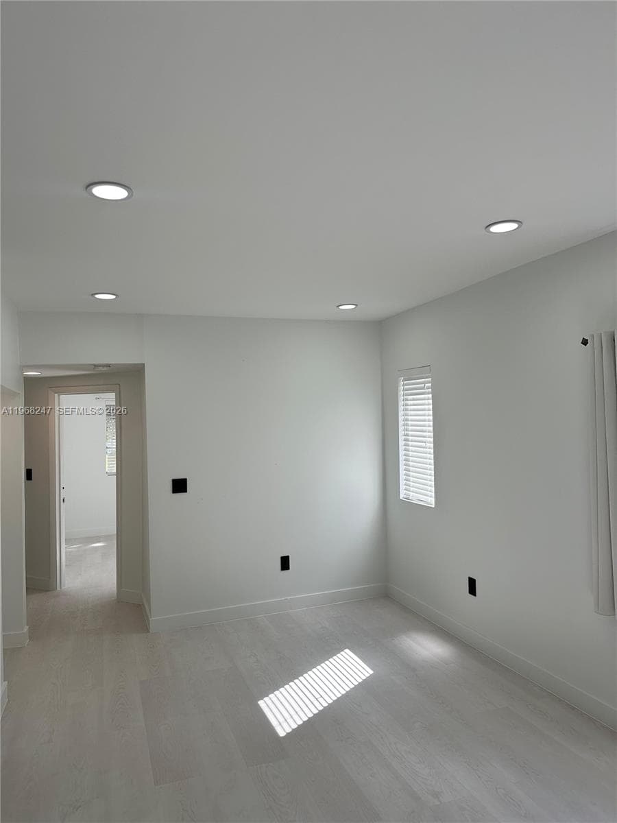 109 NW 6th Ave # 5, Miami, FL 33128 photo 3