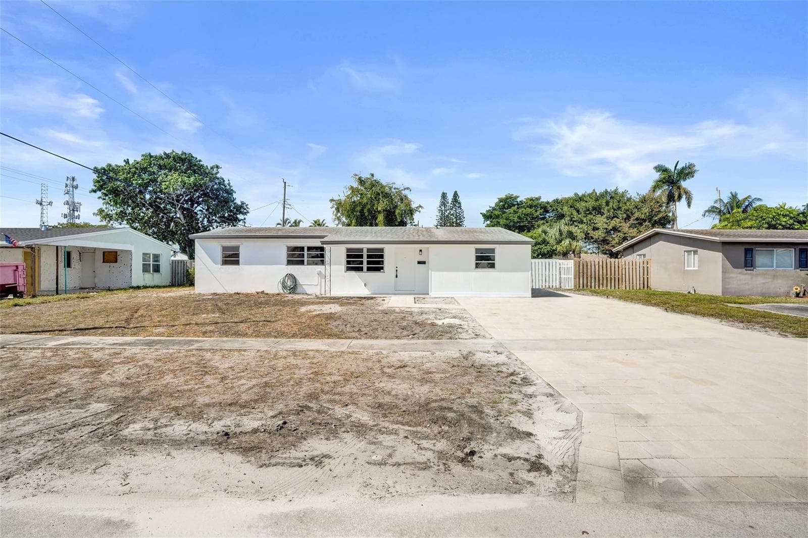 1437 SW 1st Avenue, Deerfield Beach FL 33441 photo 2