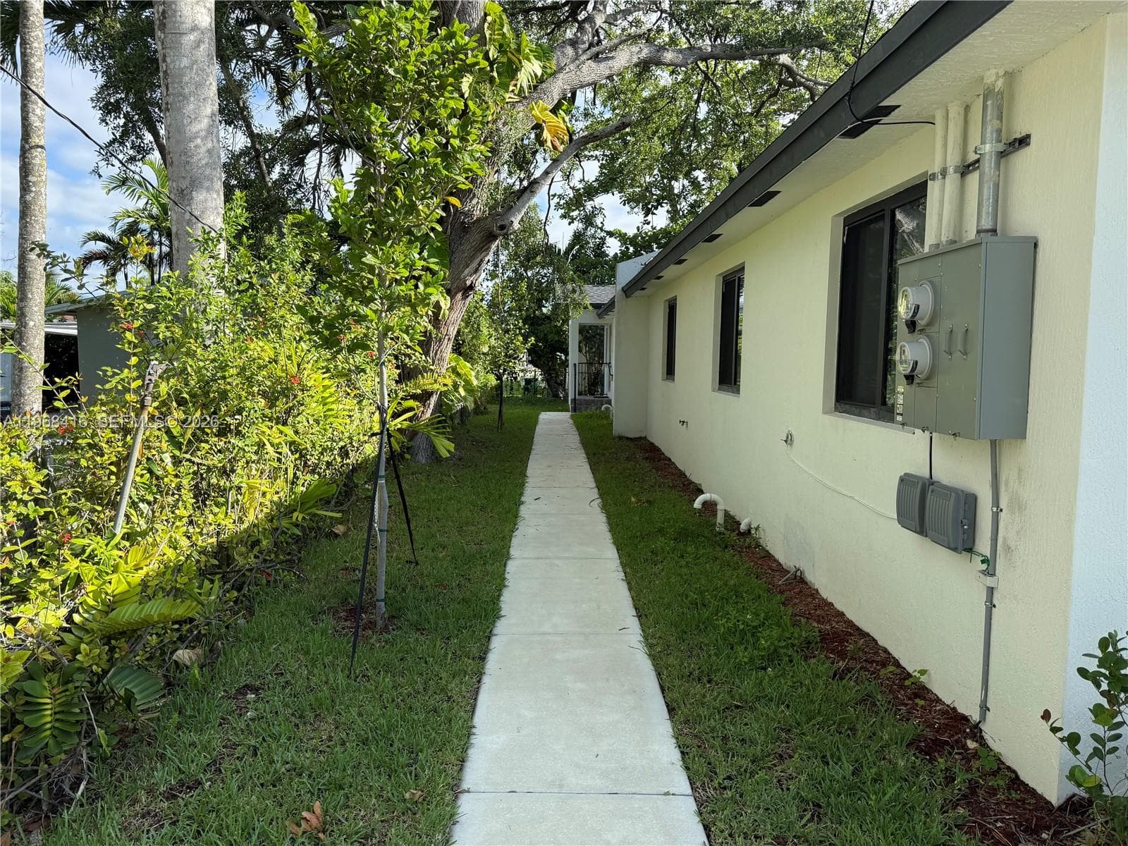 210 SW 3rd St, Florida City FL 33034 photo 5