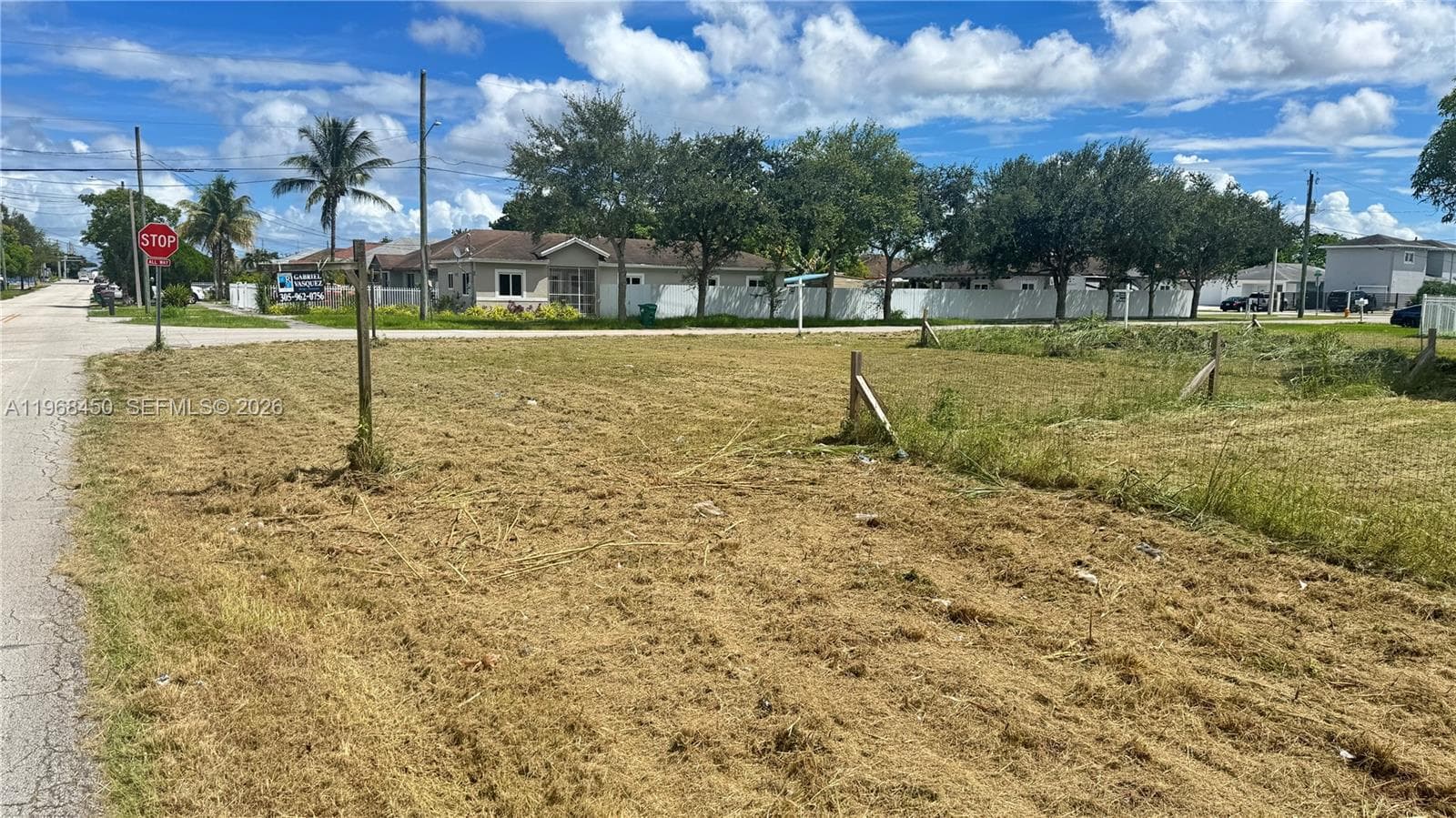 12208 SW 220 ST, Miami FL 33170 photo 3