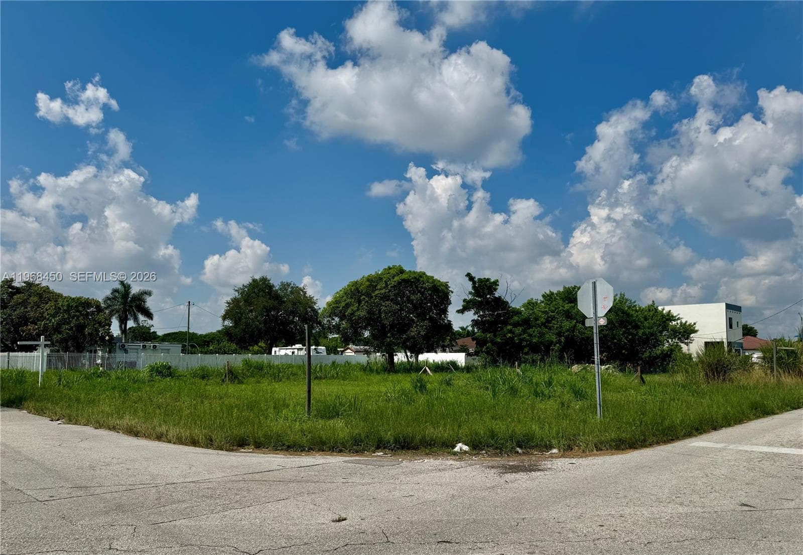 12208 SW 220 ST, Miami FL 33170 photo 4