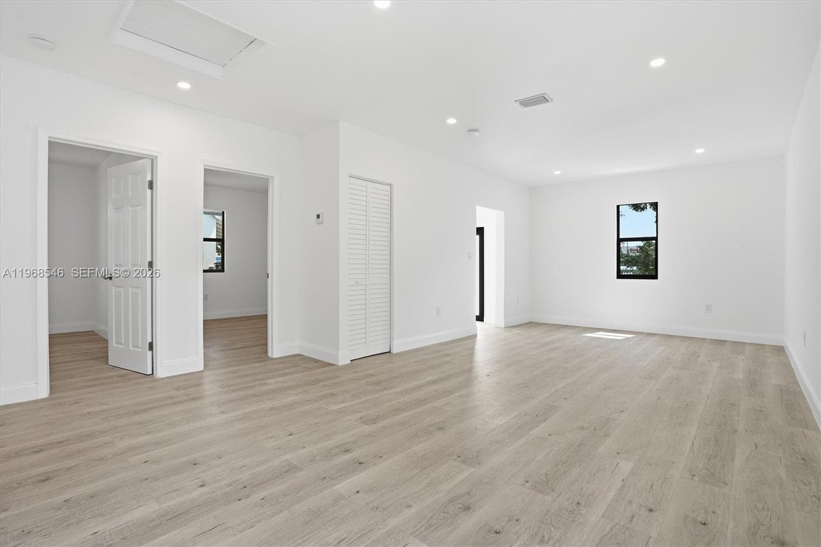 4237 SW 7th St, Miami FL 33134 photo 4