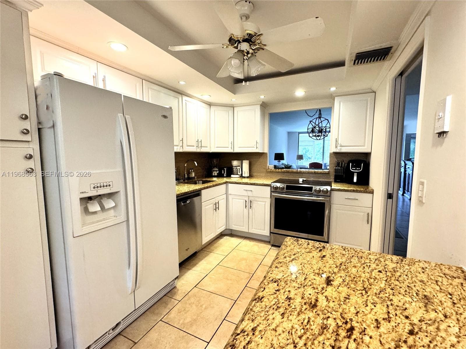 901 W Cypress Ln # 201, Pompano Beach, FL 33069 photo 5