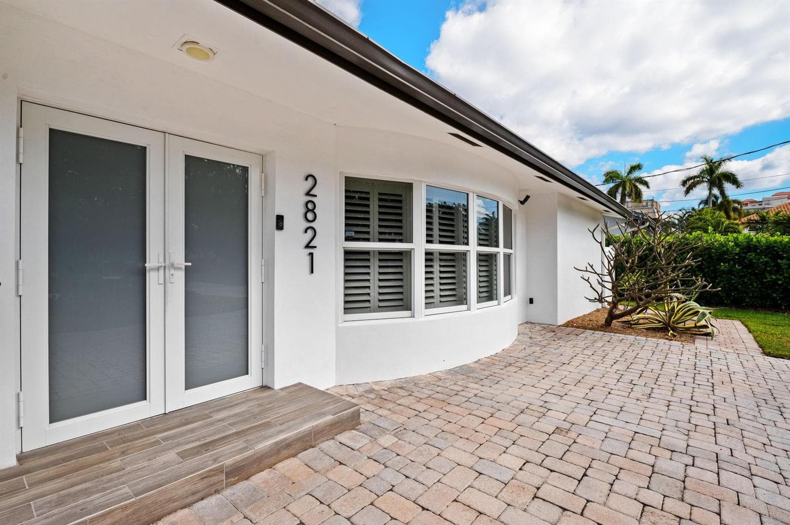 2821 NE 9th Court, Pompano Beach FL 33062 photo 5