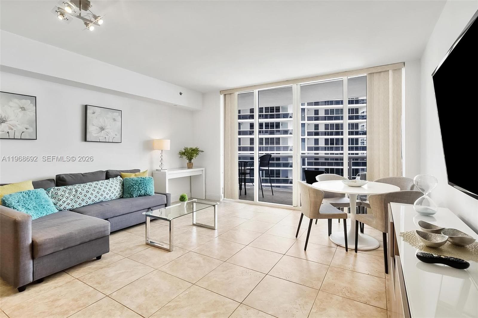 1830 S Ocean Dr # 2409, Hallandale Beach FL 33009 photo 3