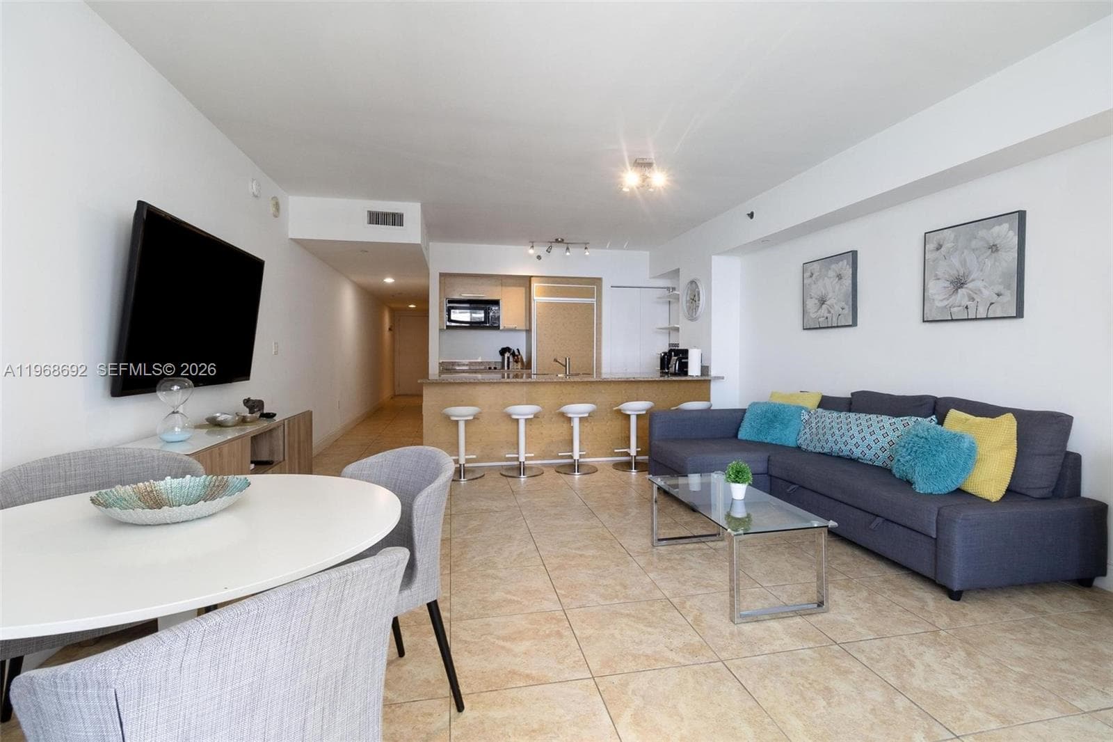 1830 S Ocean Dr # 2409, Hallandale Beach FL 33009 photo 4