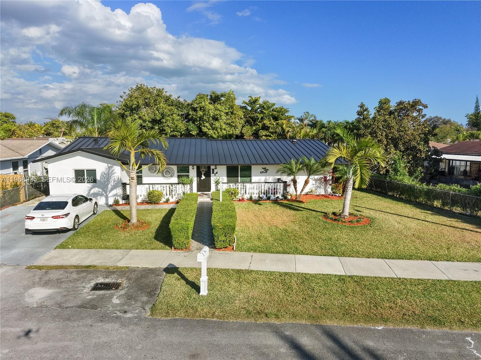 16323 SW 103rd Pl, Miami FL 33157