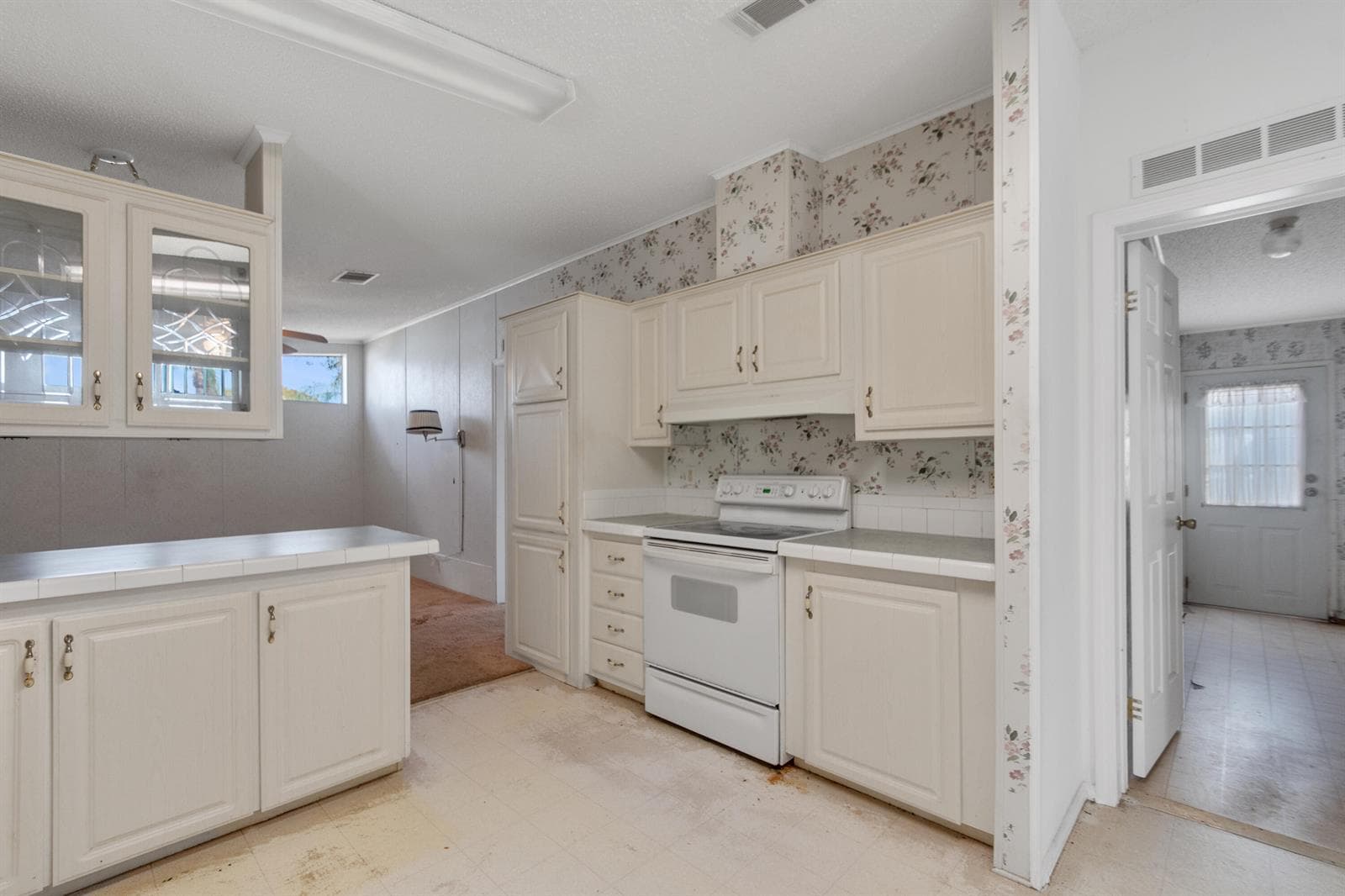 8142 Meadowlark Lane, Port St. Lucie FL 34952 photo 4