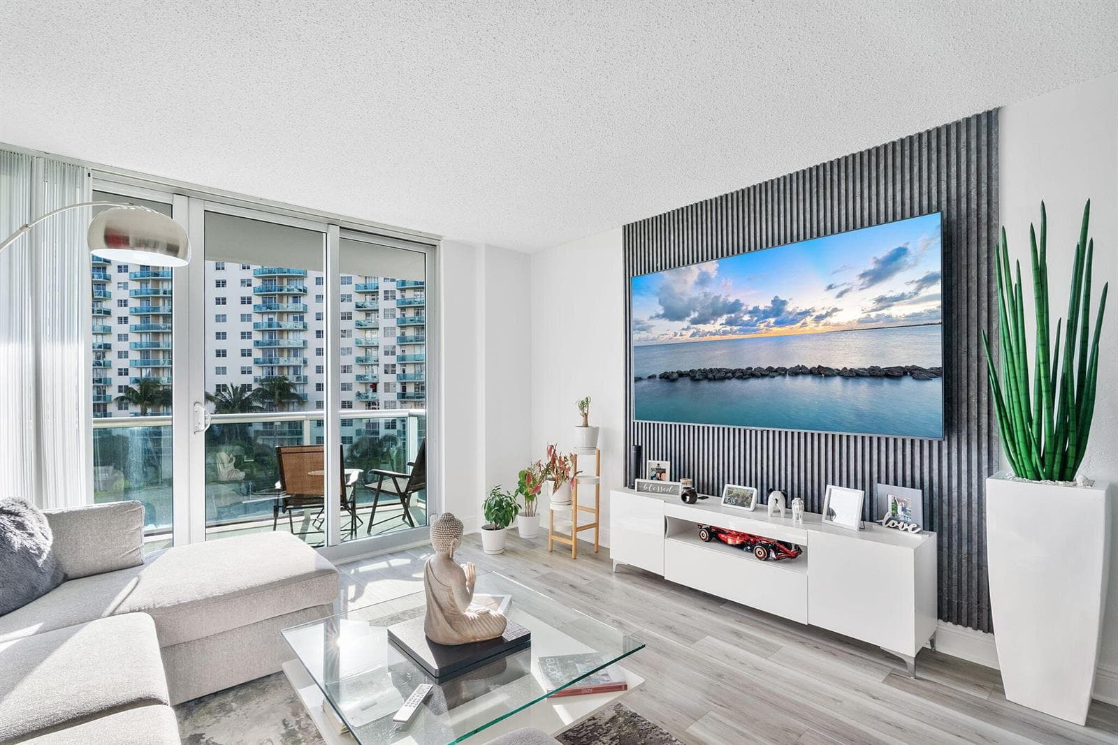 19380 Collins Avenue # 523, Sunny Isles Beach FL 33160 photo 4