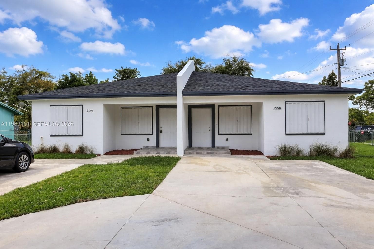 1998 NW 47th St, Miami FL 33142