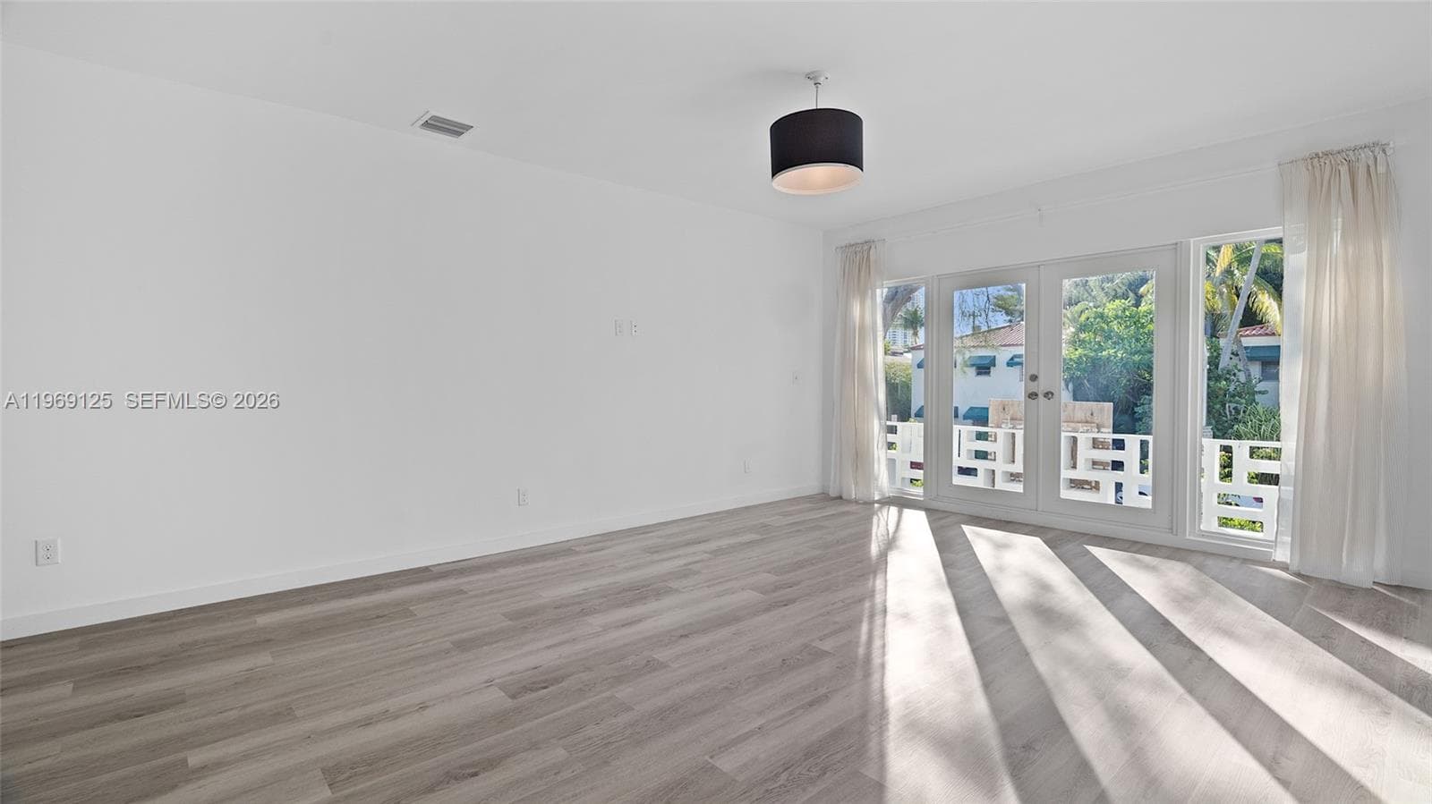 1561 Jefferson Avenue, Miami Beach FL 33139 photo 5