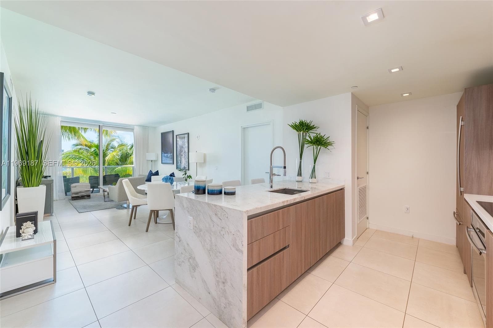 401 N Birch Rd # 502, Fort Lauderdale FL 33304