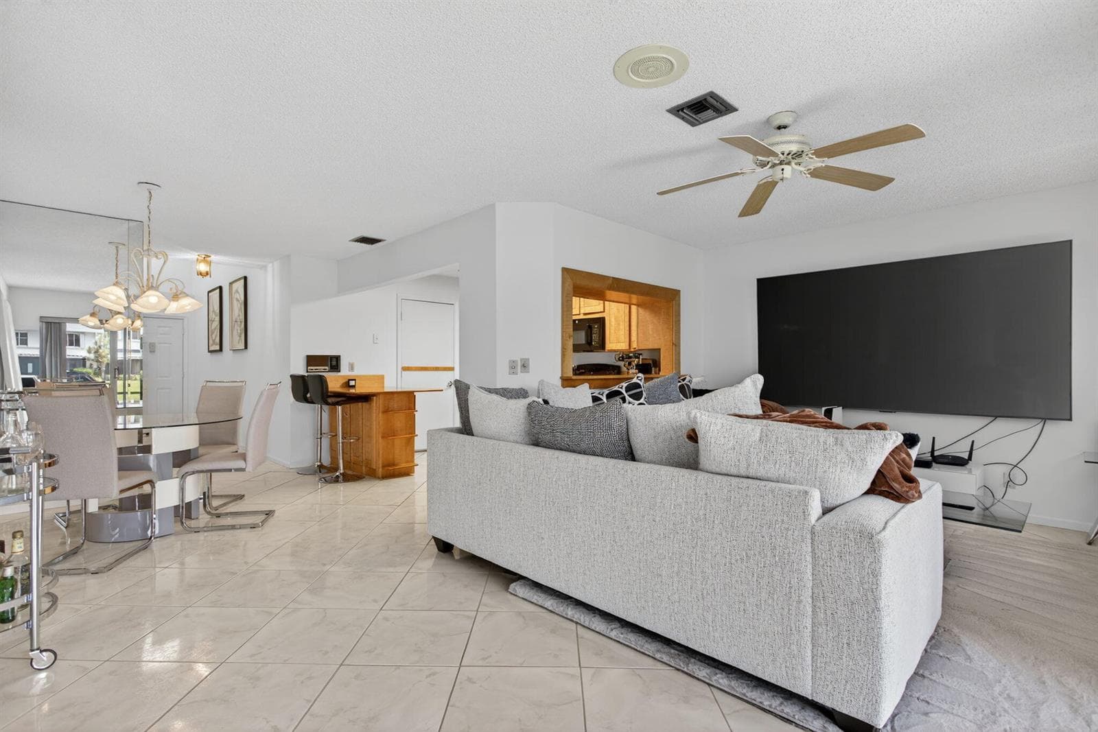 2274 Discovery Circle W # 2274, Deerfield Beach FL 33442 photo 5