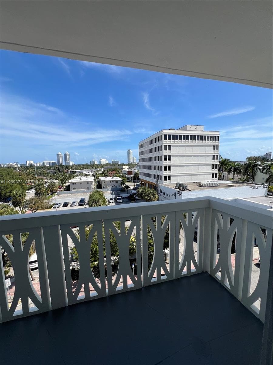 4142 N Jefferson Ave # 6B, Miami Beach FL 33140 photo 4