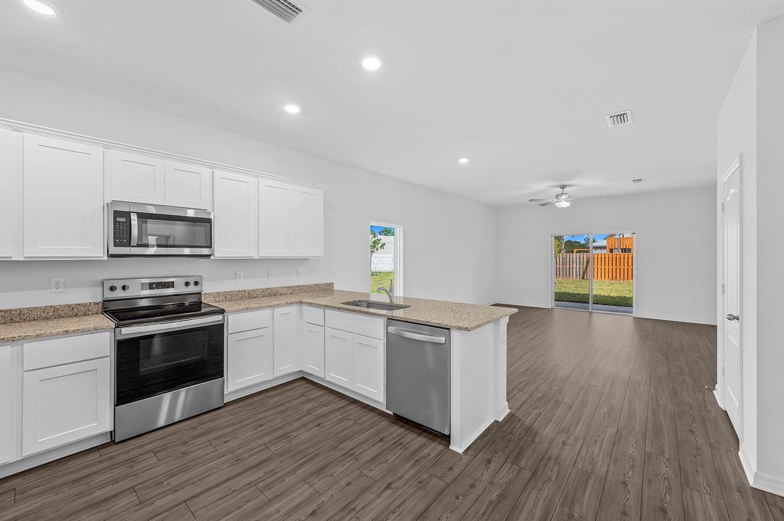 5604 Sunset Boulevard, Fort Pierce FL 34982 photo 4
