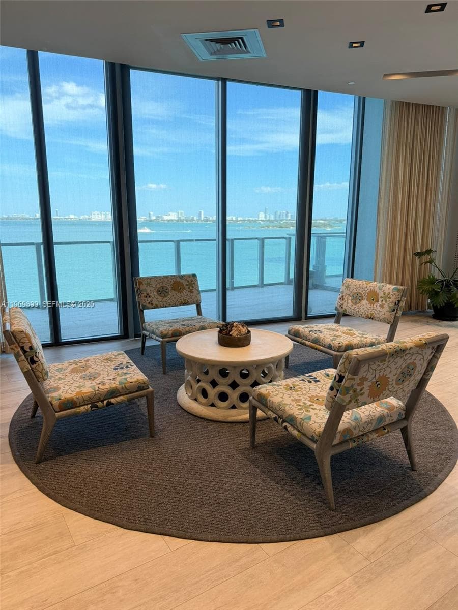 2900 NE 7th Ave # 1205, Miami FL 33137 photo 3
