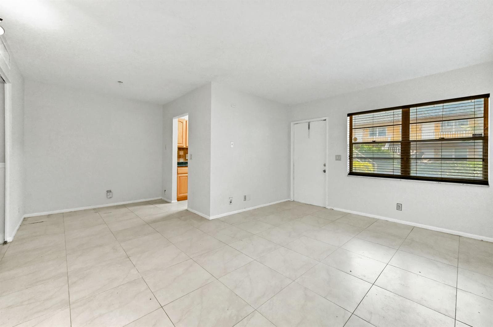 240 Croton Avenue # 102, Lantana FL 33462 photo 4