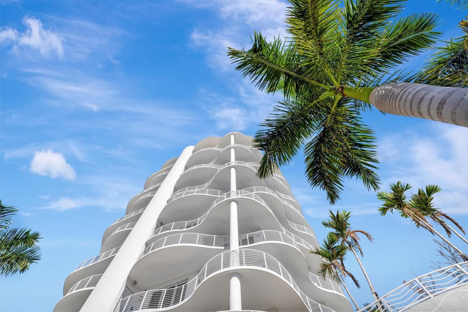 612 Bayshore Drive # 301, Fort Lauderdale FL 33304 photo 2