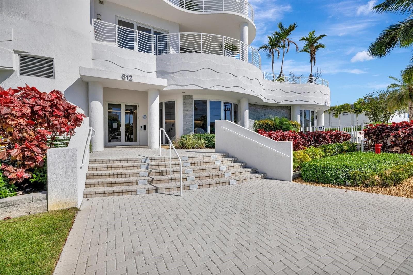 612 Bayshore Drive # 301, Fort Lauderdale FL 33304 photo 3