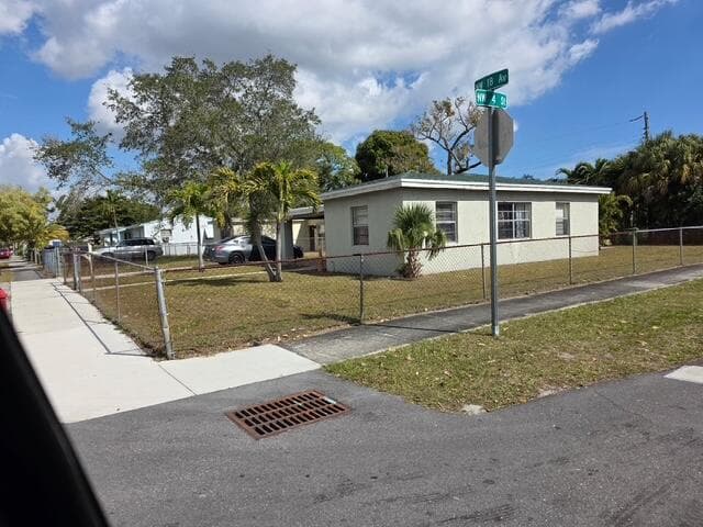 400 NW 18th Avenue, Fort Lauderdale FL 33311 photo 2