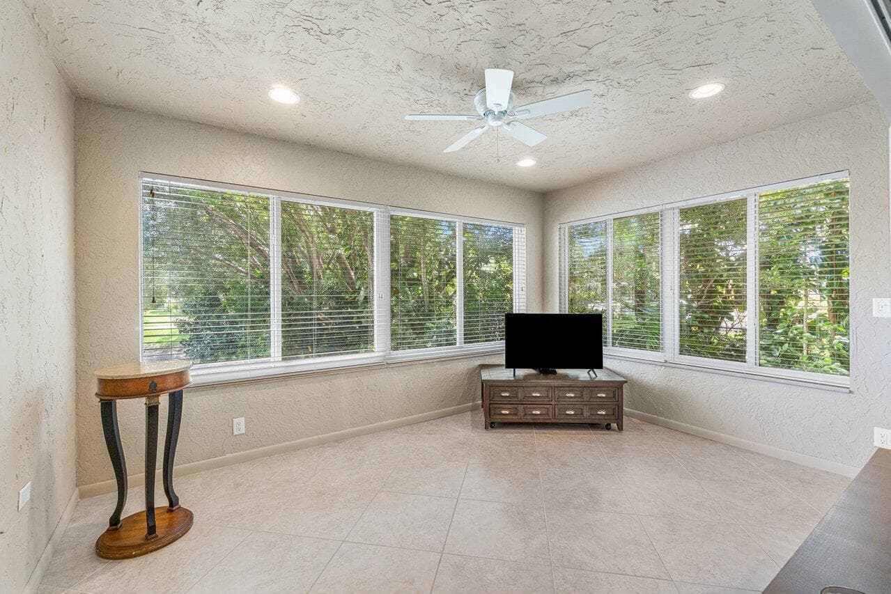 22 Westgate Lane # 22h, Boynton Beach FL 33436 photo 3