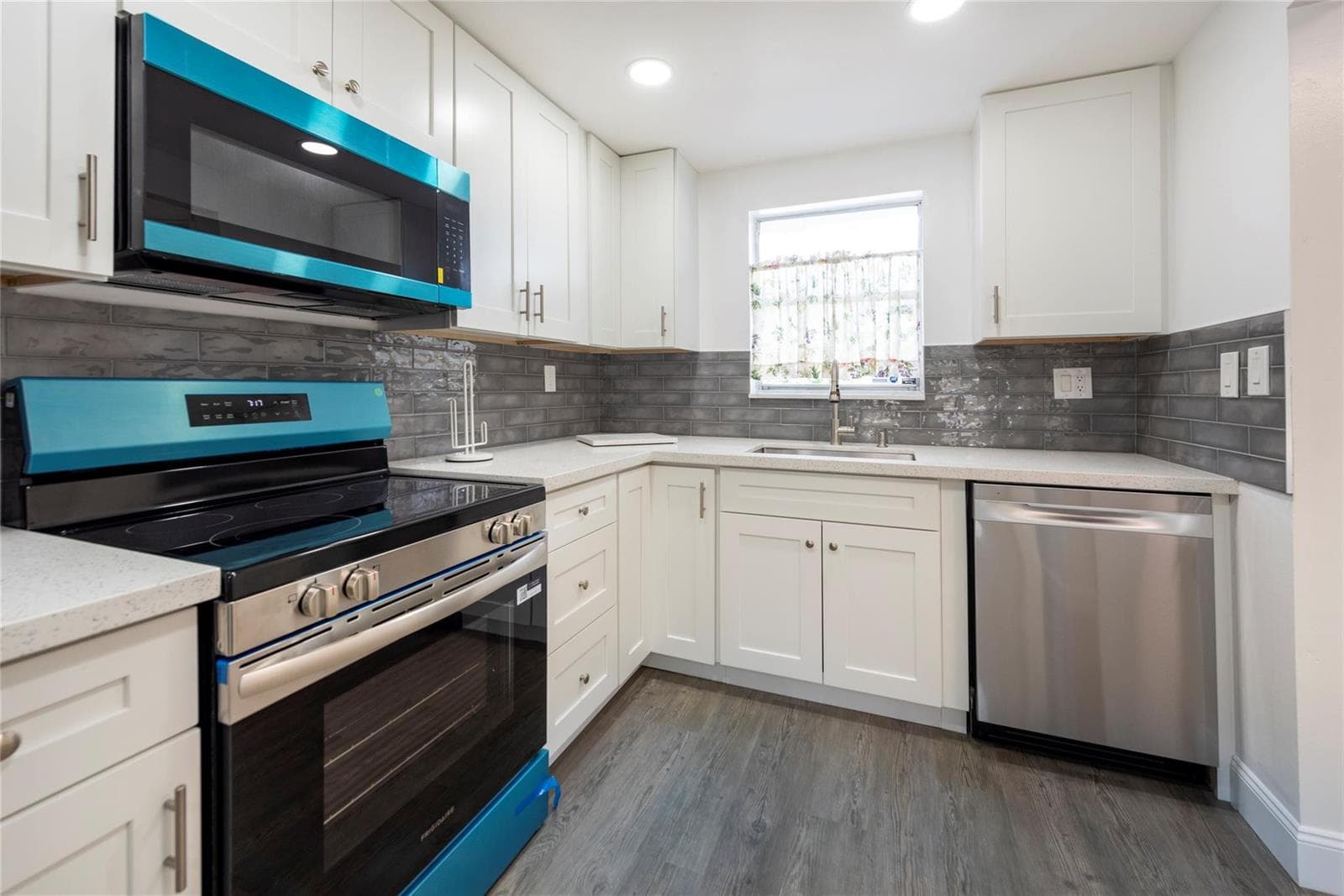 6100 NW 44th Street # 302, Lauderhill FL 33319 photo 5