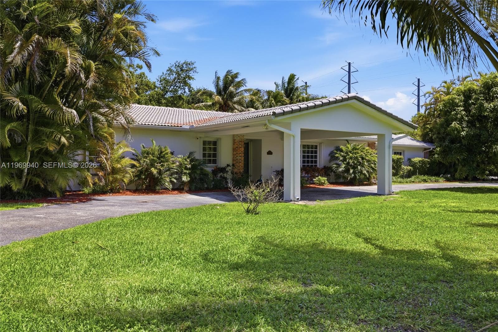 14721 SW 67th Ave, Coral Gables FL 33158 photo 2