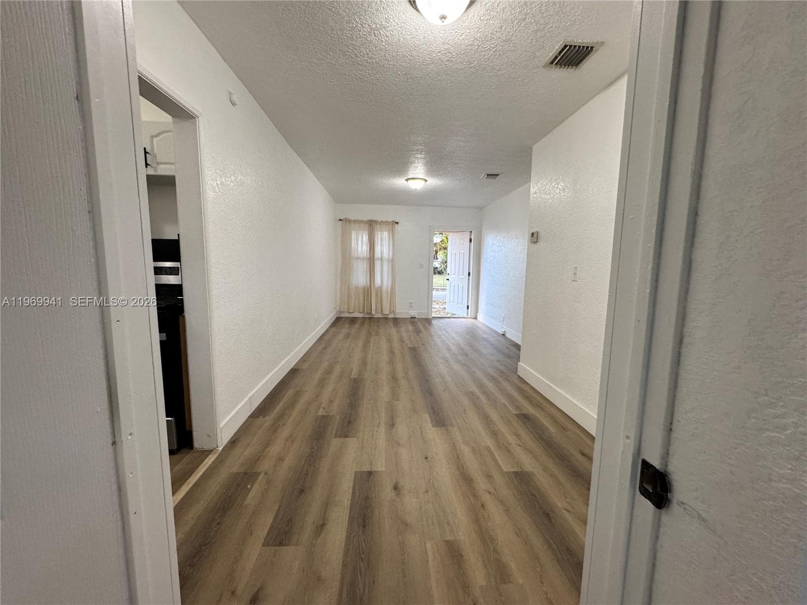 748 NE 127th St, North Miami FL 33161 photo 2