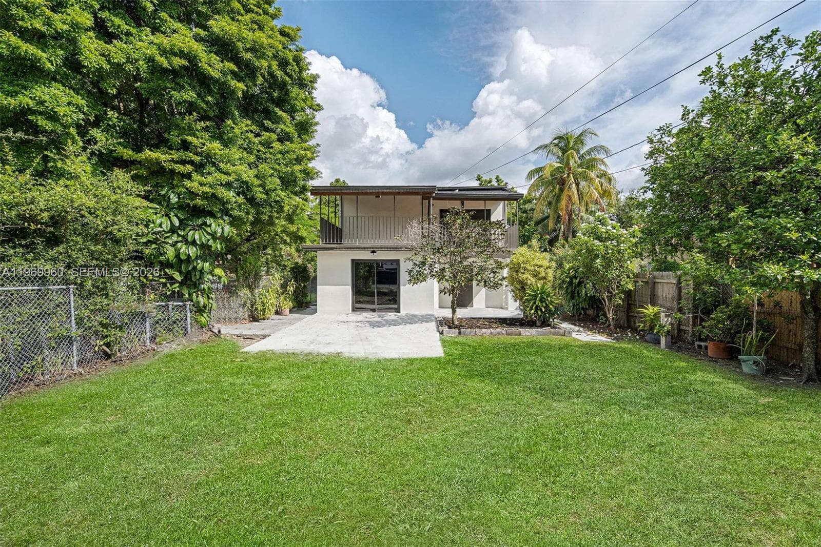 1523 NW 38th St, Miami FL 33142 photo 5