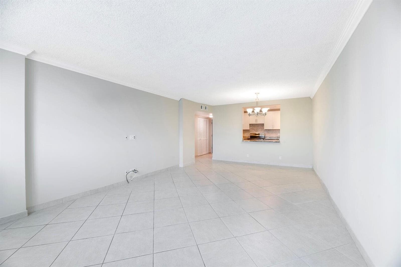 3800 N Hills Drive # 402, Hollywood FL 33021 photo 5