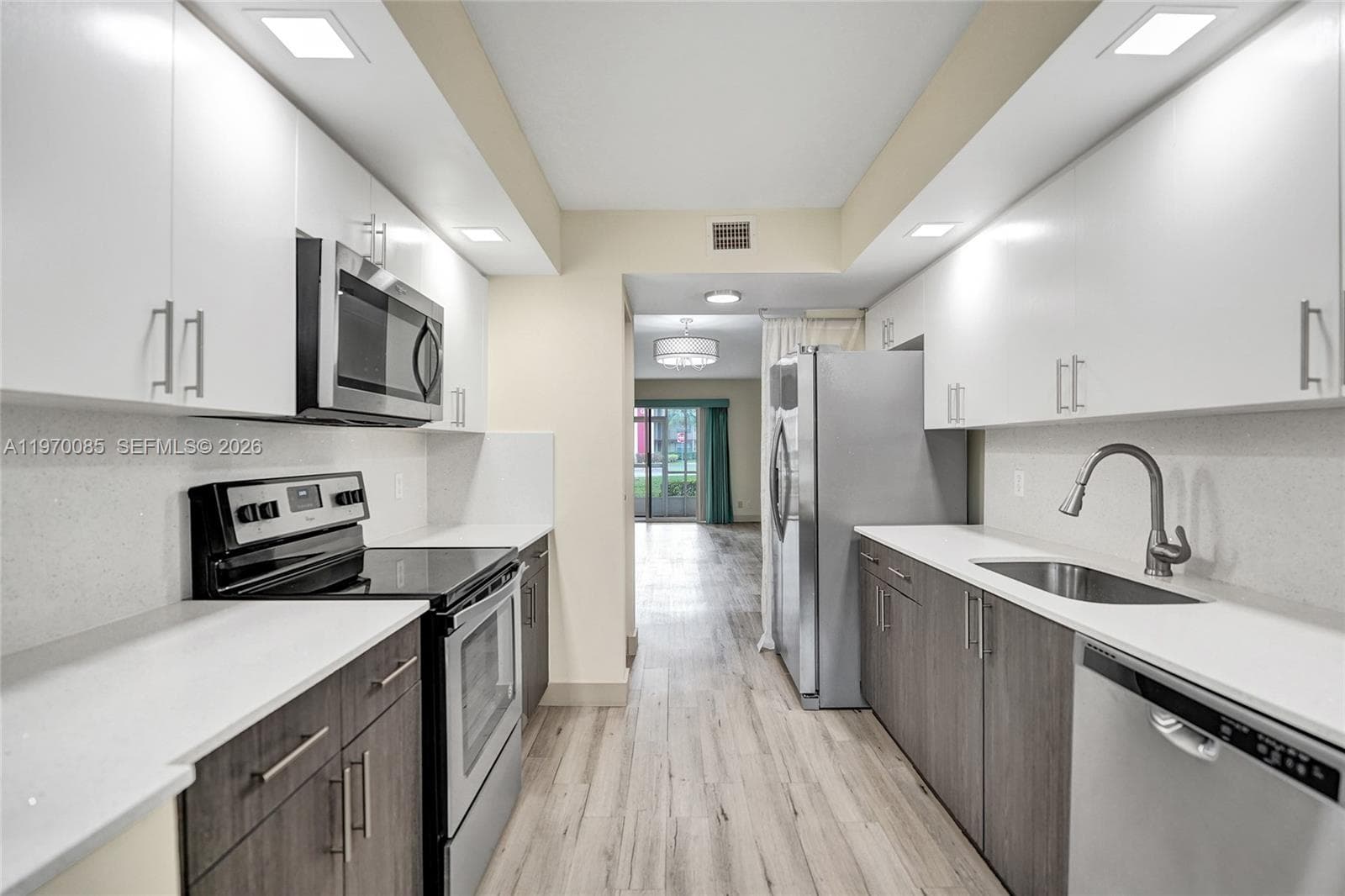 12750 SW 4th Ct # 111J, Pembroke Pines FL 33027