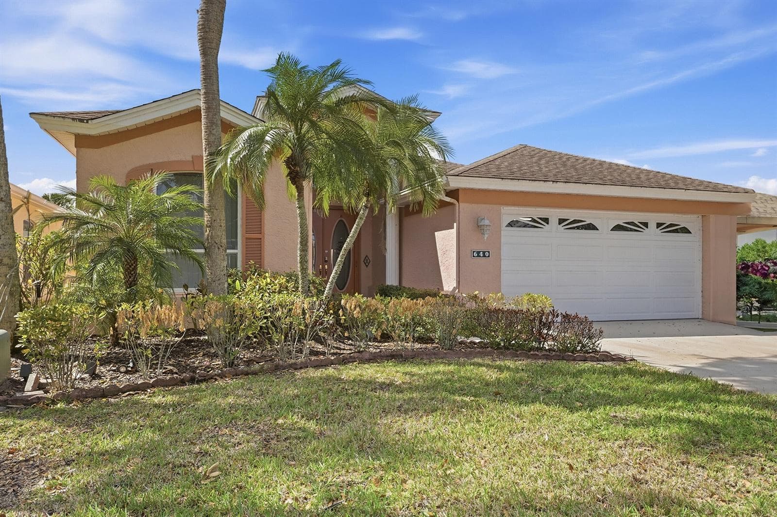 640 NW Venetto Court, Port St. Lucie FL 34986 photo 2