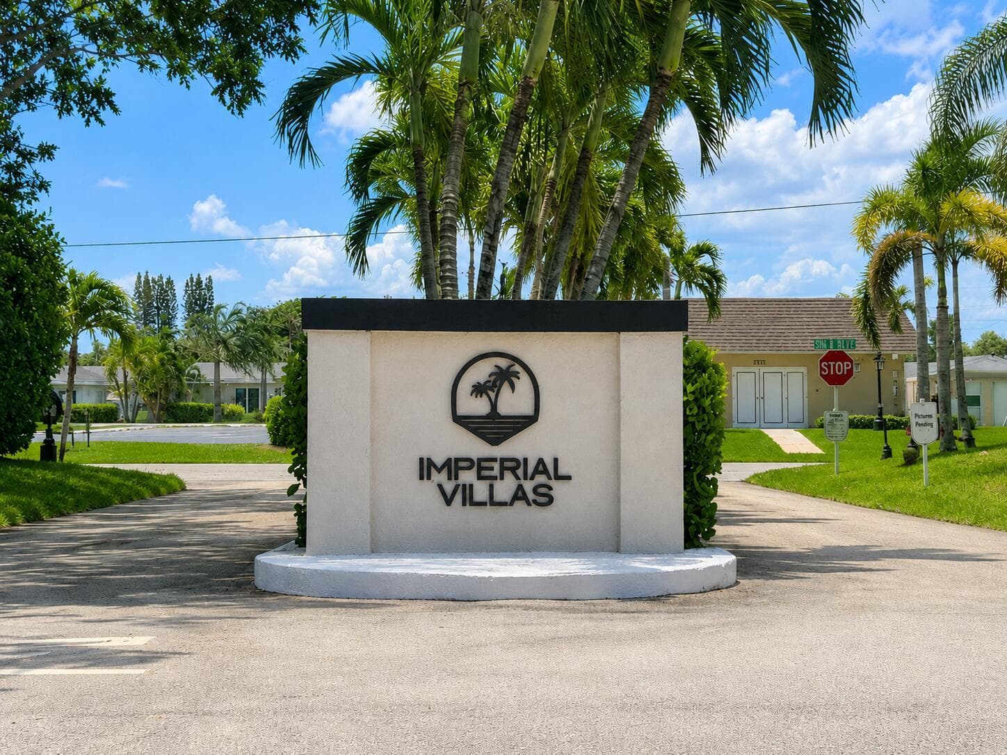 2821 Duke Lane, Delray Beach FL 33445 photo 2