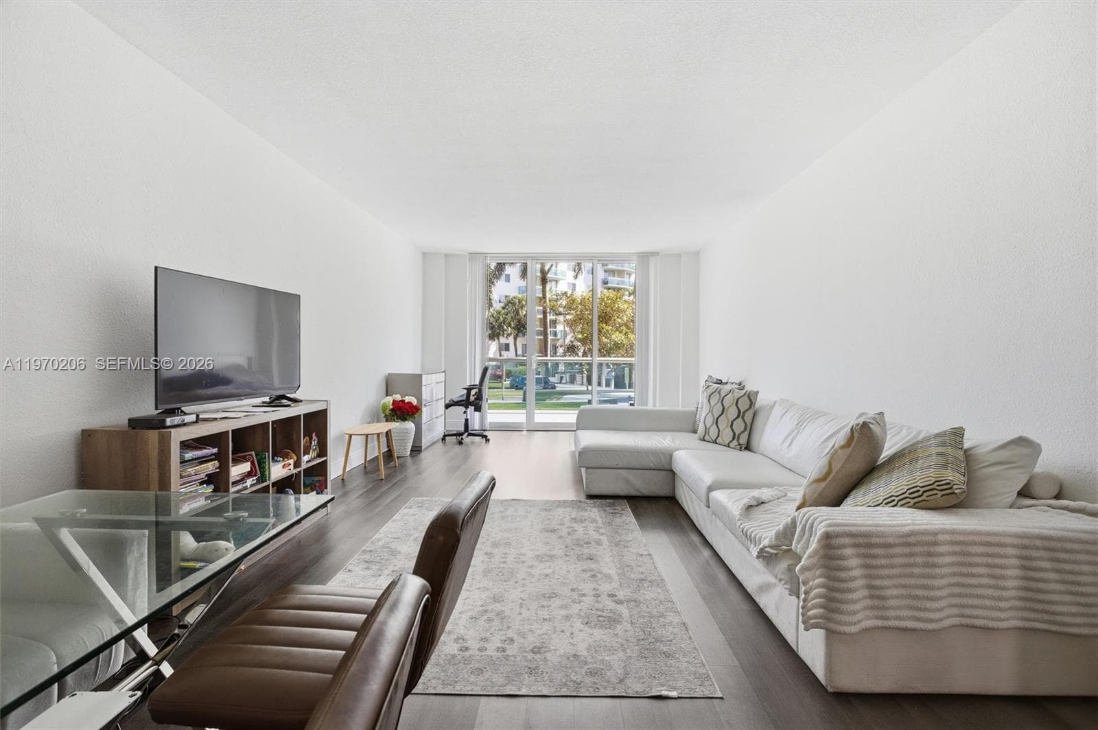 19390 Collins Ave # 120, Sunny Isles Beach FL 33160 photo 4