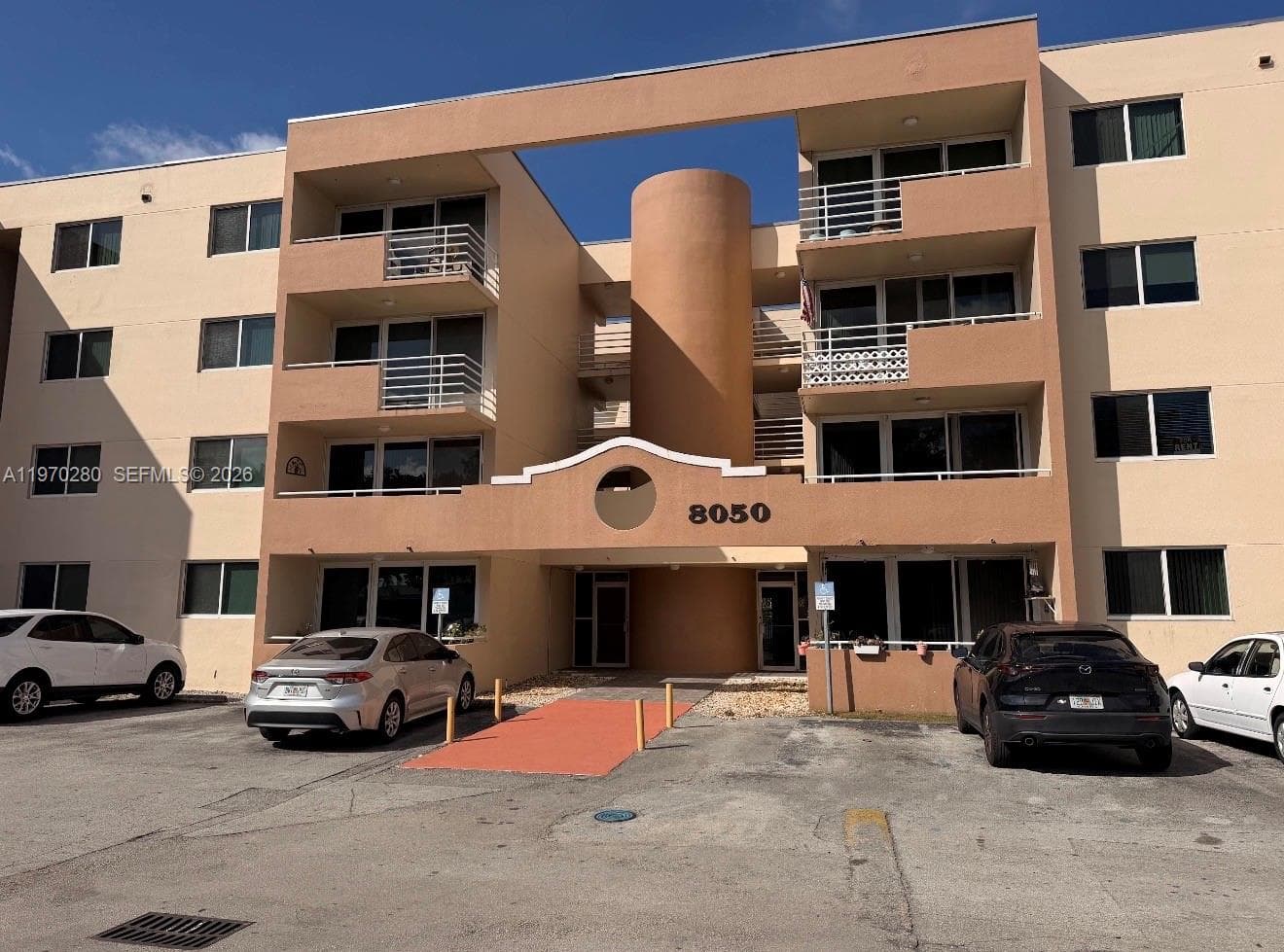 8050 NW 8th St # 1307, Miami FL 33126